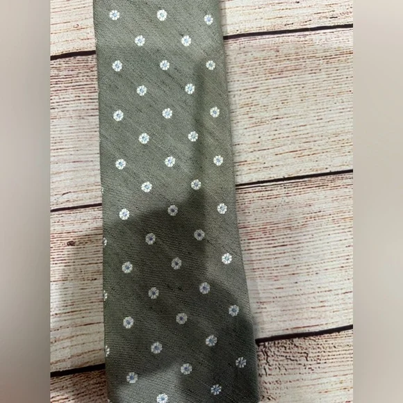 Jos. A. Bank Mens Neck Ties Lot Of 3 - Picture 4 of 8